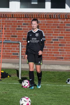 Bild 32 - Frauen TSV Vineta Audorg - SV Friesia 03 Riesum Lindholm : Ergebnis: 2:4